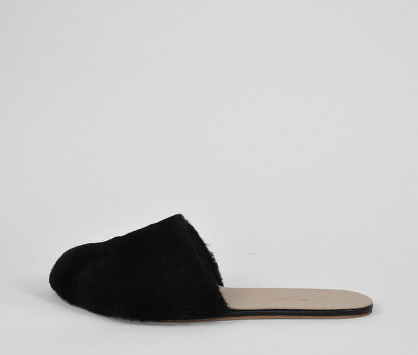 The Palatines Shoes cognitio mule - black shearling The Palatines Shoes cognitio mule - black shearling