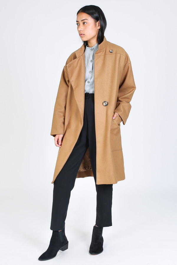 Ursa Minor Howe coat in camel Ursa Minor Howe coat in camel