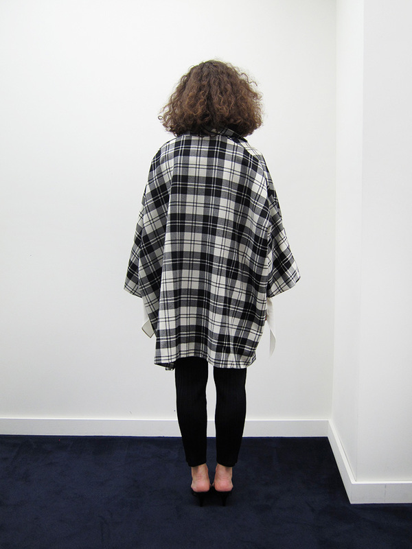 Anntian Poncho Sakko Anntian Poncho Sakko