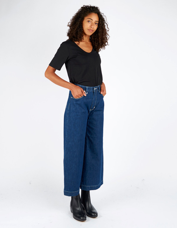 Kowtow Building Block V Tee Black Kowtow Building Block V Tee Black