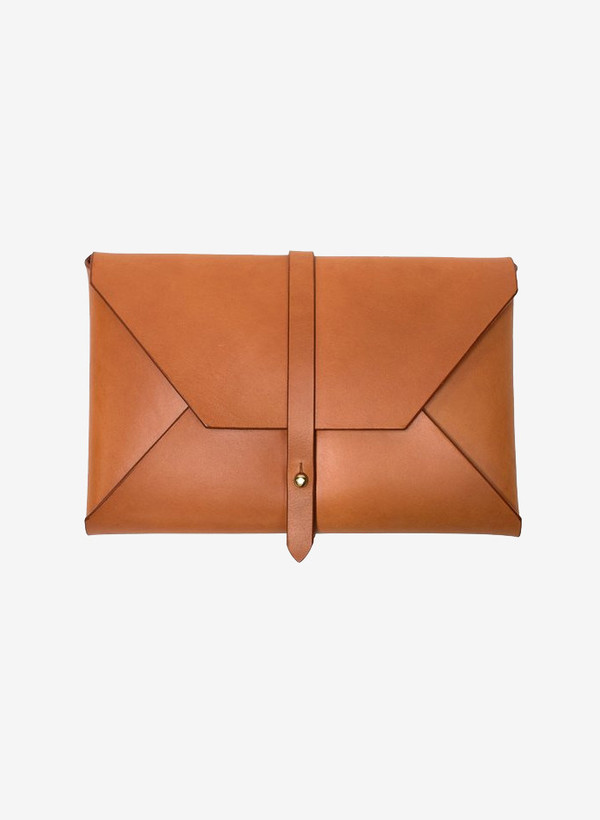 Woodlark Tan Envelope Clutch Woodlark Tan Envelope Clutch