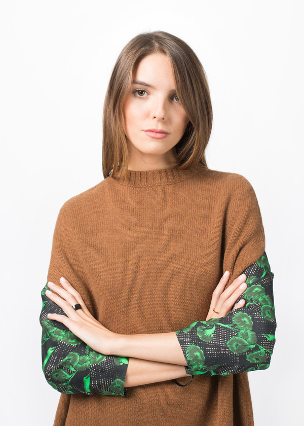 Laura Urbinati Cashmere Sleeveless Sweater Laura Urbinati Cashmere Sleeveless Sweater