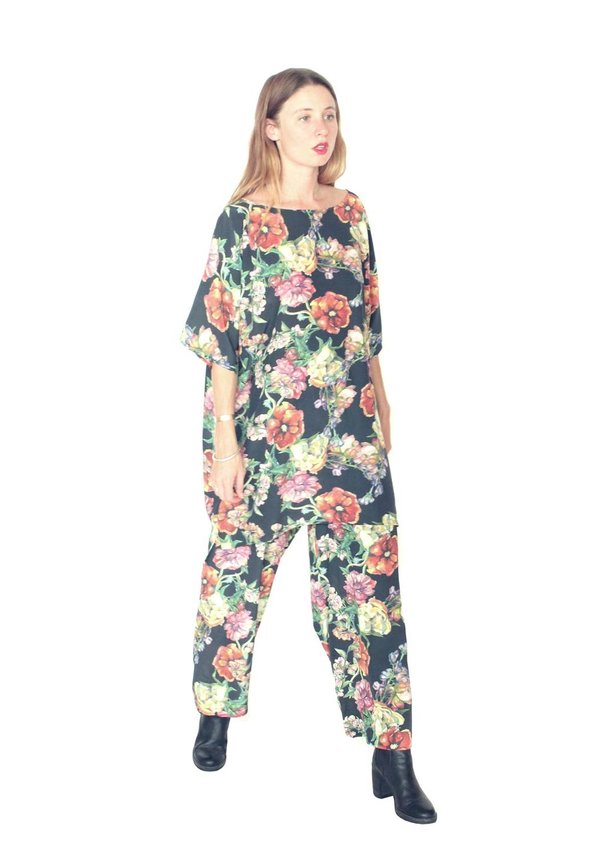 Strathcona Watercolour Bouquet Silk Leisure Suit Strathcona Watercolour Bouquet Silk Leisure Suit