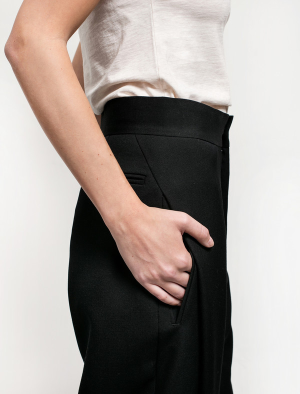 Ys by Yohji Yamamoto Womens Tuck Pleat Trousers Ys by Yohji Yamamoto Womens Tuck Pleat Trousers