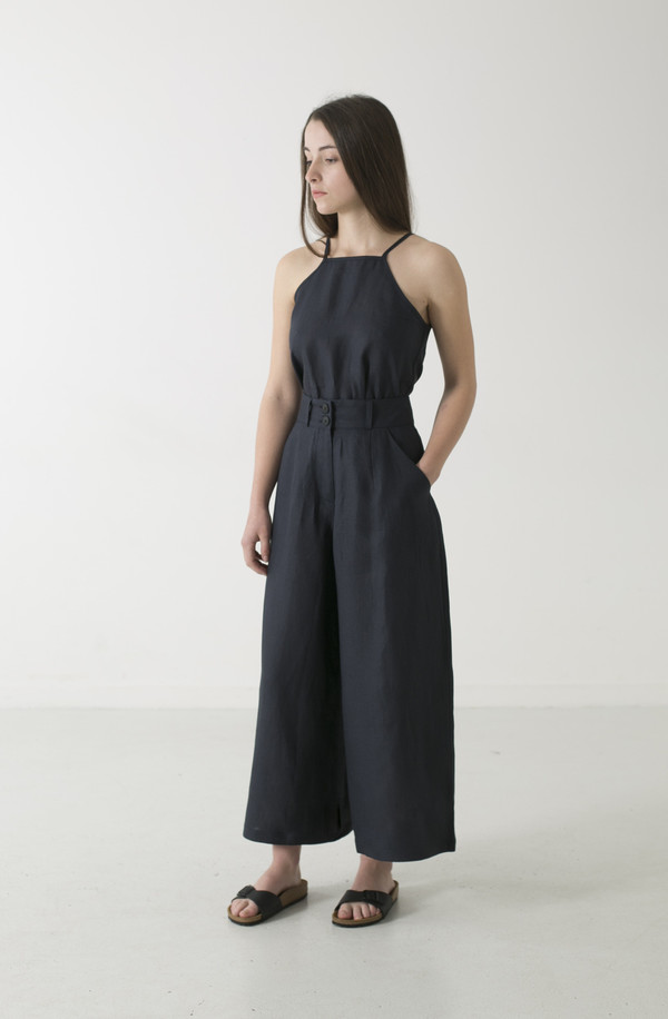 GOOD STUDIOS HEMP LINEN PINAFORE TOP GOOD STUDIOS HEMP LINEN PINAFORE TOP