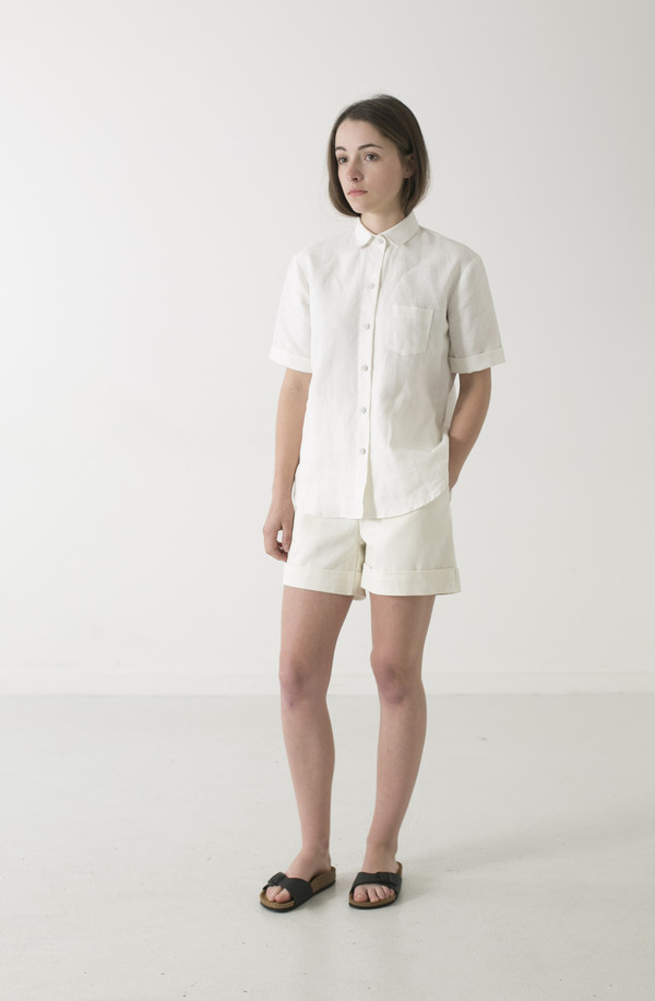GOOD STUDIOS WOMENS HEMP TWILL HIGH WAIST SHORTS GOOD STUDIOS WOMENS HEMP TWILL HIGH WAIST SHORTS