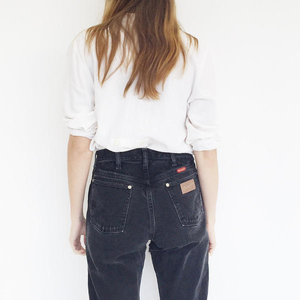 Johan Vintage White Linen Blend Pintuck Top Johan Vintage White Linen Blend Pintuck Top