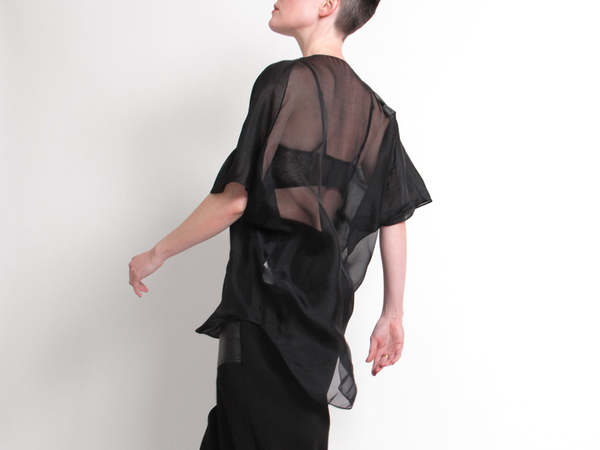 Berenik Oversized Pocket Top - Black Berenik Oversized Pocket Top - Black