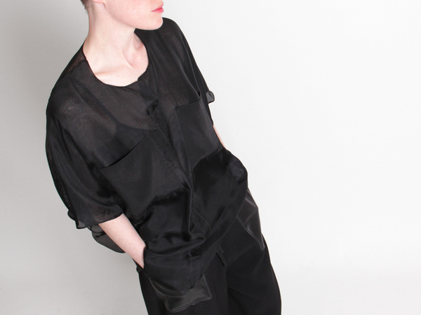 Berenik Oversized Pocket Top - Black Berenik Oversized Pocket Top - Black