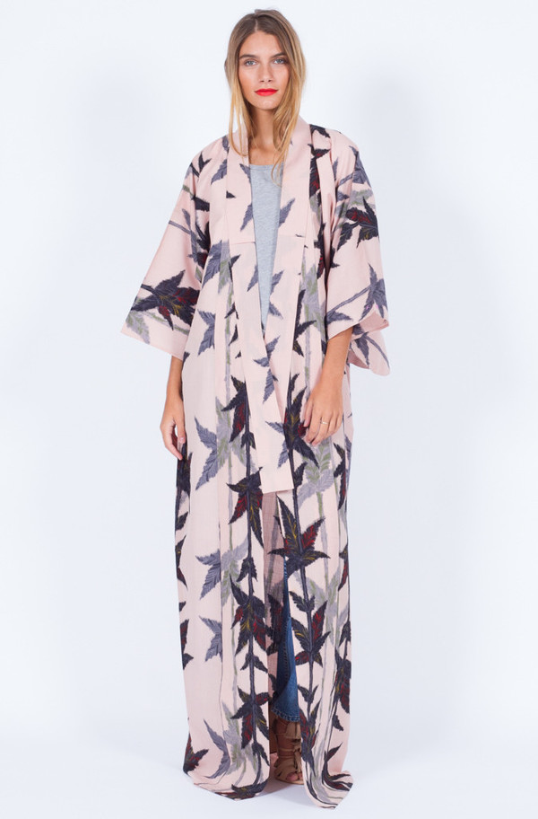 AMAZING BLUSH PRINT KIMONO (ONE SIZE) AMAZING BLUSH PRINT KIMONO (ONE SIZE)