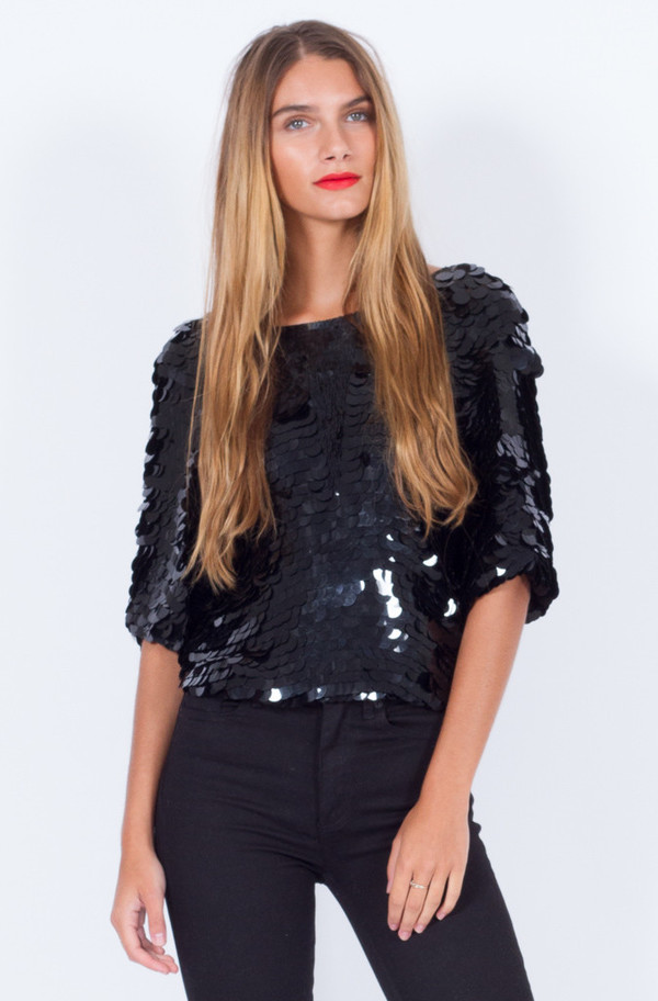 BLACK SEQUIN DISC TOP (SMALL-MEDIUM) BLACK SEQUIN DISC TOP (SMALL-MEDIUM)