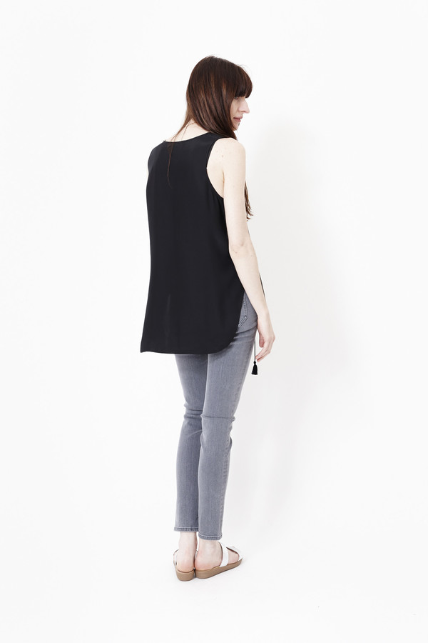 Jenni Kayne Keyhole Tunic in Black Jenni Kayne Keyhole Tunic in Black