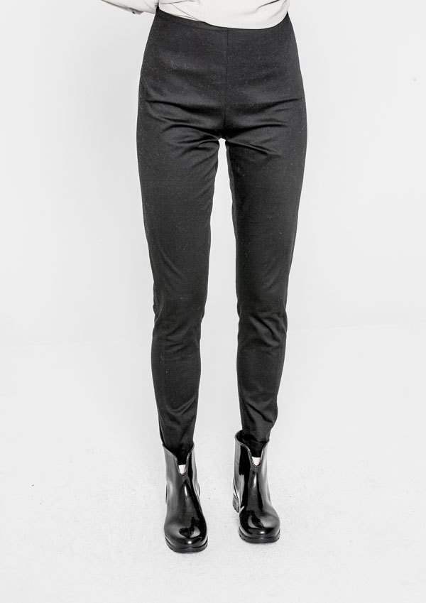 Berenik Trousers Skinny Stretch Plain- Black Berenik Trousers Skinny Stretch Plain- Black