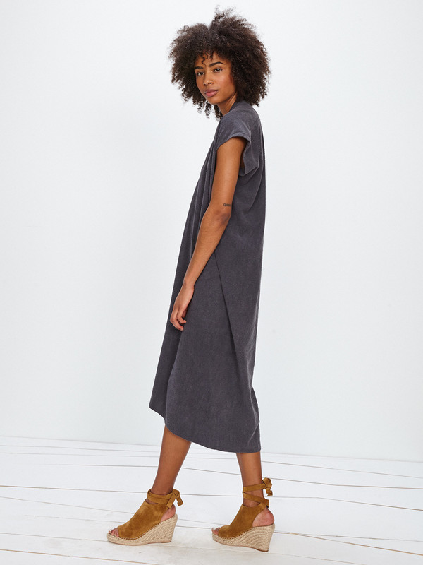 Miranda Bennett OVERSIZE EVERYDAY DRESS / COAL SILK NOIL Miranda Bennett OVERSIZE EVERYDAY DRESS / COAL SILK NOIL
