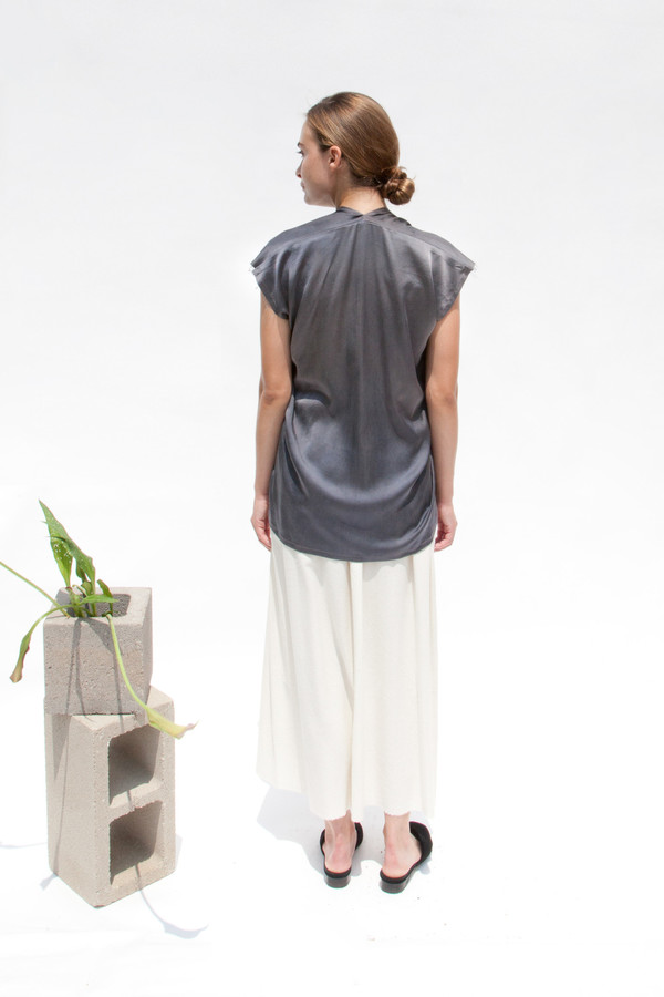 Miranda Bennett In-Stock: Everyday Top, Silk Charmeuse in Slate Miranda Bennett In-Stock: Everyday Top, Silk Charmeuse in Slate