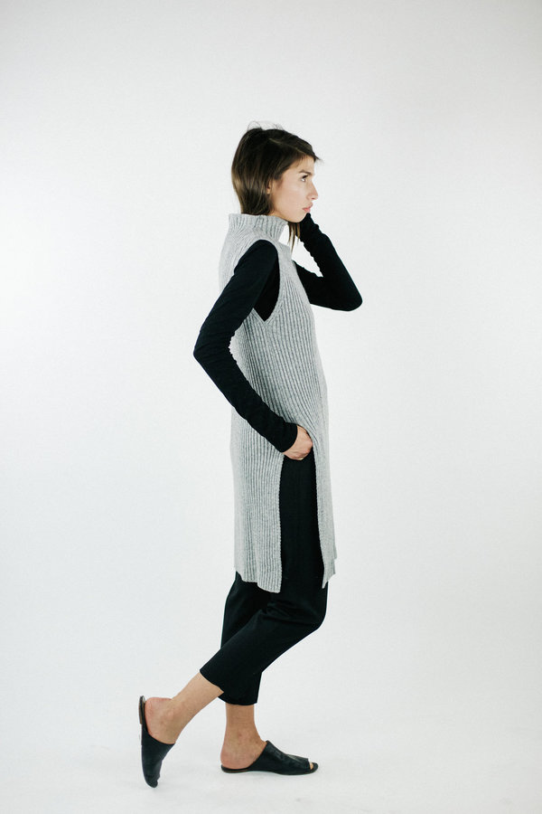 Achro Sleeveless Ribbed Tunic - Grey Achro Sleeveless Ribbed Tunic - Grey