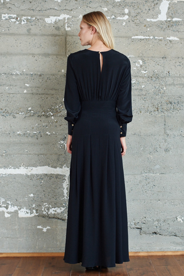 Kamperett Harper Keyhole Dress - Black Kamperett Harper Keyhole Dress - Black