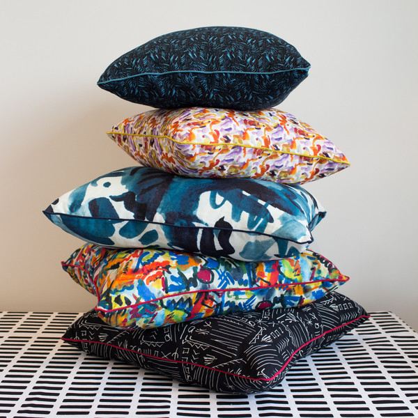 BALI INDIGO EVE 18" PILLOW BALI INDIGO EVE 18" PILLOW