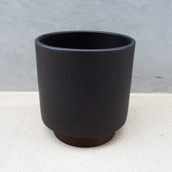 Modernica Case Study Ceramic Cylinder With Plinth Modernica Case Study Ceramic Cylinder With Plinth