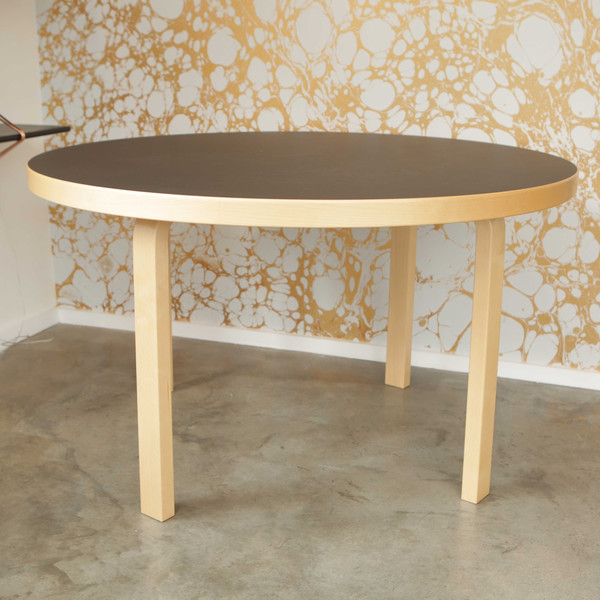 ARTEK LINOLEUM 91 TABLE ARTEK LINOLEUM 91 TABLE