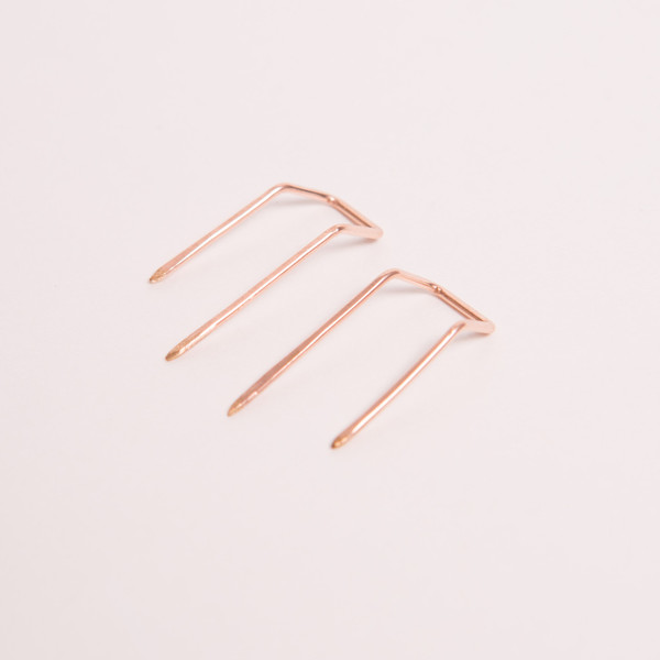 Minimalist Double Point Minimalist Double Point