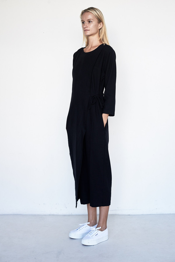 Black Crane Cotton/Wool Folding Jumper Black Crane Cotton/Wool Folding Jumper