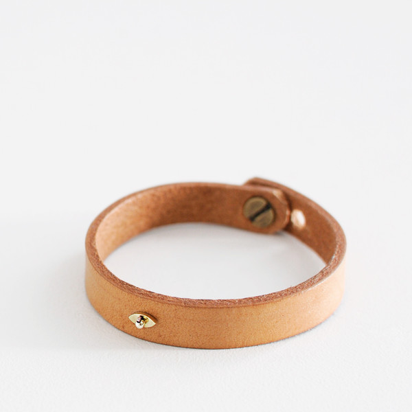 ILD DESERT EYE LEATHER CUFF ILD DESERT EYE LEATHER CUFF