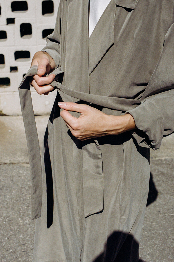 Unknown Jesse Kamm Trench - olive Unknown Jesse Kamm Trench - olive
