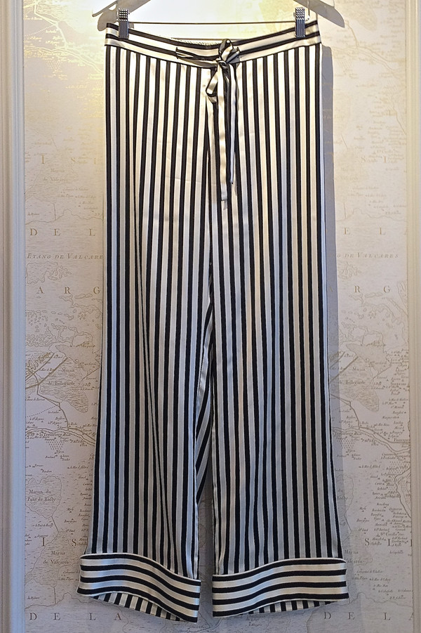 Olivia Von Halle Silk Stripe Pyjama Set Olivia Von Halle Silk Stripe Pyjama Set