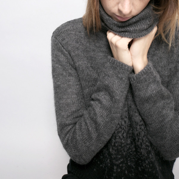 7115 by Szeki MOHAIR TURTLENECK CROPPED SWEATER FW16 7115 by Szeki MOHAIR TURTLENECK CROPPED SWEATER FW16