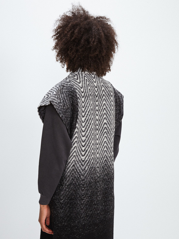 Kurt Lyle CARLA LONG VEST Kurt Lyle CARLA LONG VEST