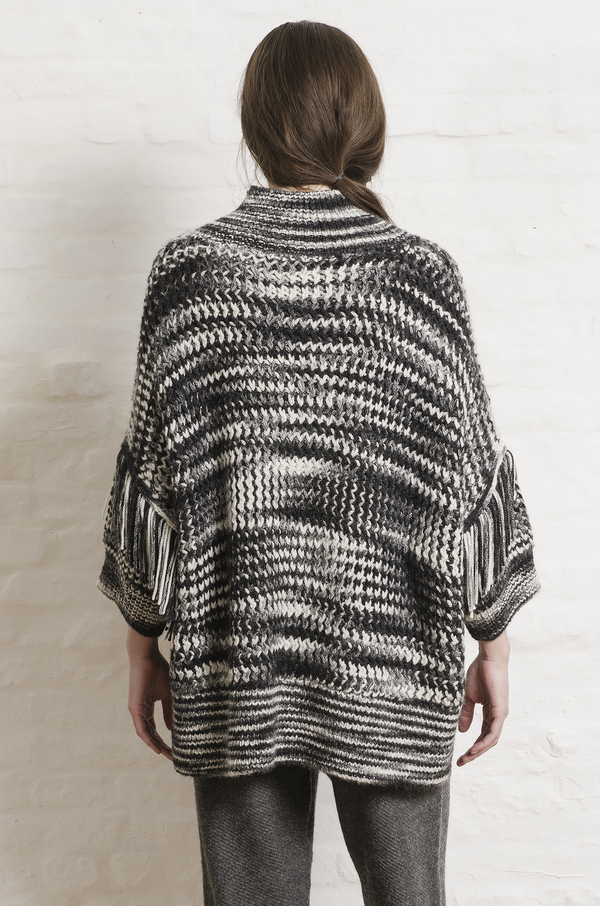 Eleven Six MAE SPACEDYE PONCHO (C/O FW15 STYLE) Eleven Six MAE SPACEDYE PONCHO (C/O FW15 STYLE)