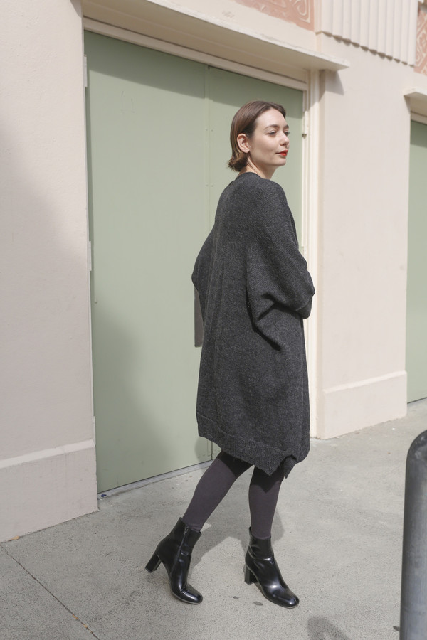 Lauren Manoogian Cashmere Rib Leggings in Dark Charcoal Lauren Manoogian Cashmere Rib Leggings in Dark Charcoal