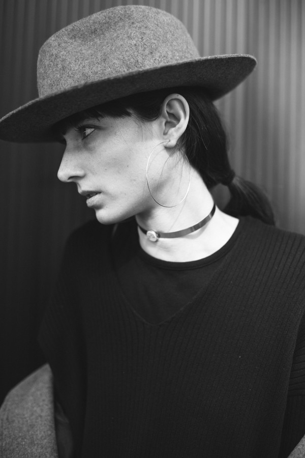 Tarin Thomas flattop andie choker Tarin Thomas flattop andie choker
