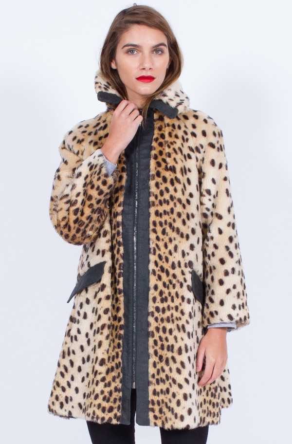 Yo Vintage! CHEETAH PRINT 60S COAT (MED-LARGE) Yo Vintage! CHEETAH PRINT 60S COAT (MED-LARGE)