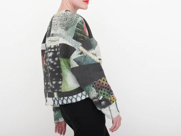 Berenik Printed Crop Sweatshirt Berenik Printed Crop Sweatshirt