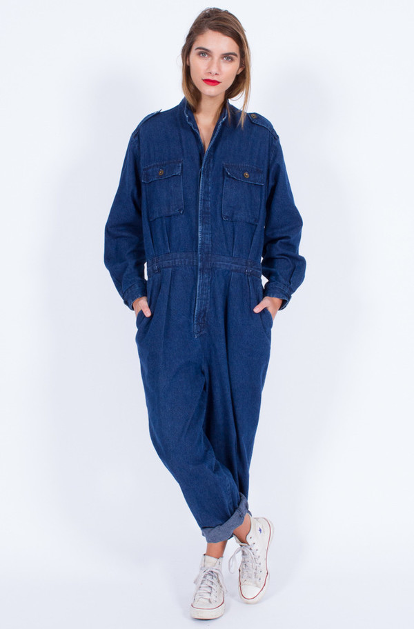 Yo Vintage! CALVIN KLEIN DENIM JUMPSUIT (MEDIUM-LARGE) Yo Vintage! CALVIN KLEIN DENIM JUMPSUIT (MEDIUM-LARGE)