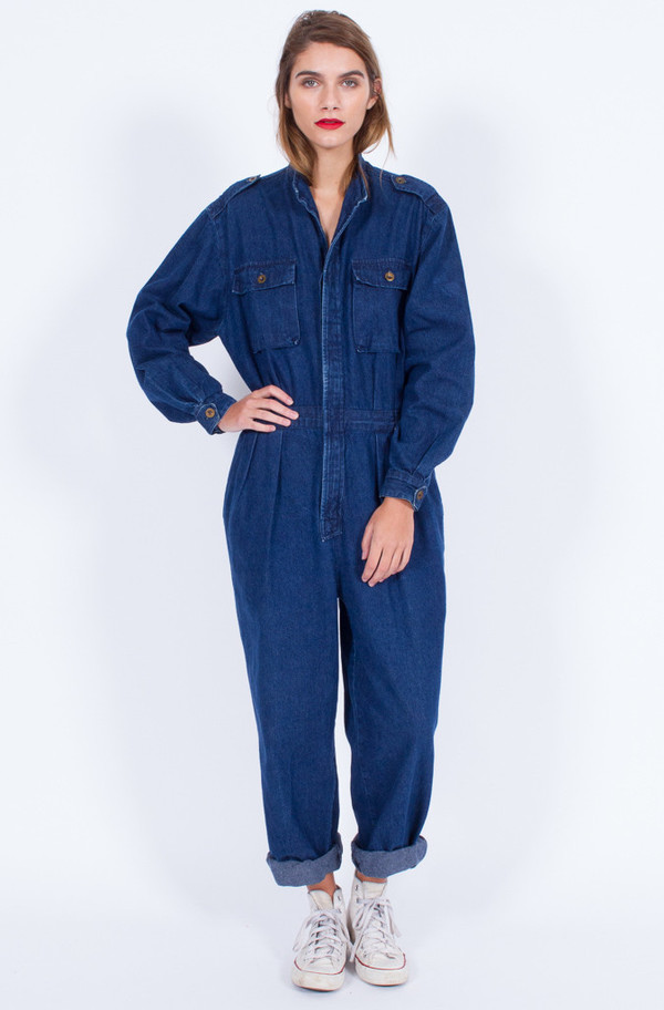 Yo Vintage! CALVIN KLEIN DENIM JUMPSUIT (MEDIUM-LARGE) Yo Vintage! CALVIN KLEIN DENIM JUMPSUIT (MEDIUM-LARGE)