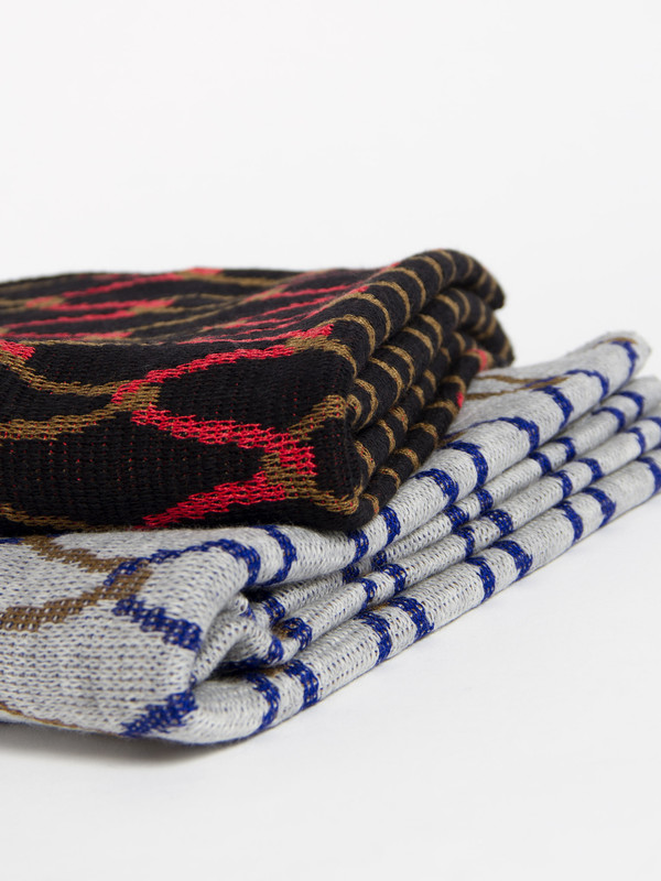 Reality Studio Net Plaid Scarf Grey Reality Studio Net Plaid Scarf Grey