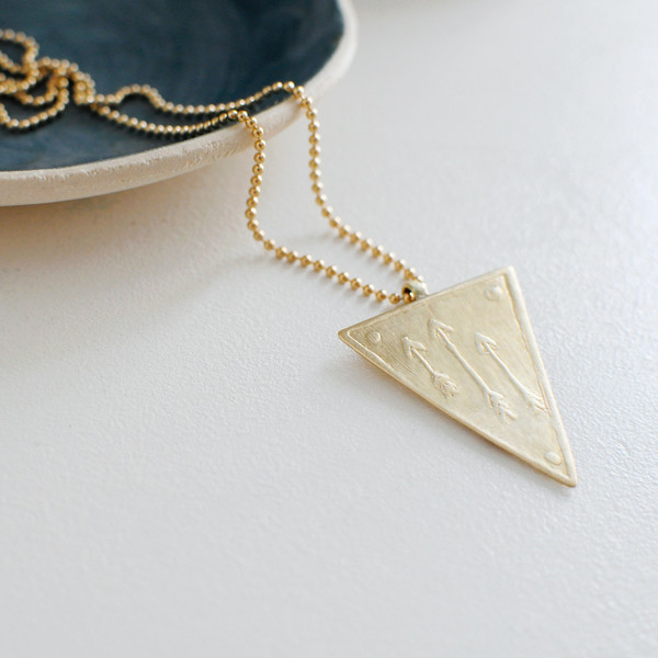 DON'T GIVE UP NECKLACE DON'T GIVE UP NECKLACE