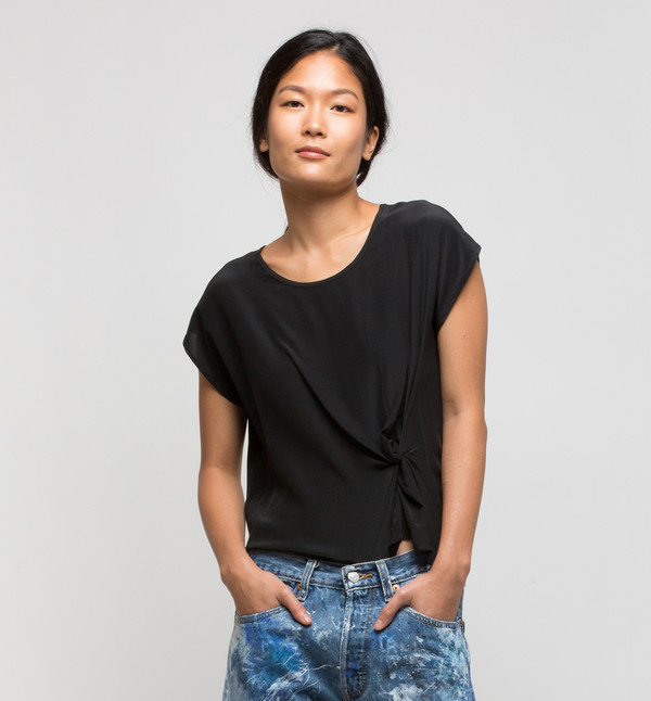 H. Fredriksson Twist Top Black H. Fredriksson Twist Top Black