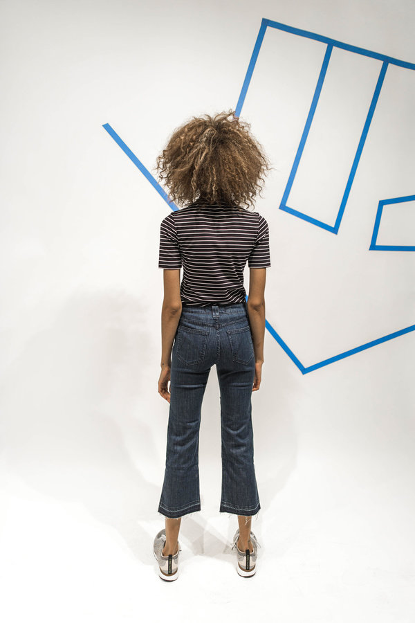Alyssa Less MCVIE Cropped Flare - Blue Floating Shapes Alyssa Less MCVIE Cropped Flare - Blue Floating Shapes