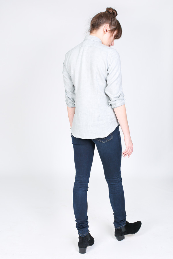 Vert & Vogue Laura Button-Up in Light Grey Vert & Vogue Laura Button-Up in Light Grey