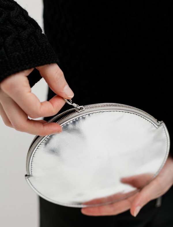 Kara Womens Circle Clutch Mirrored Silver Kara Womens Circle Clutch Mirrored Silver