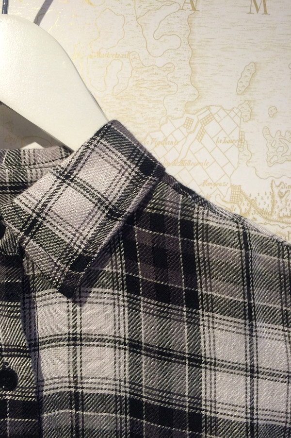 Rebecca Bree 'Calvin' Plaid Shirt with Pleated Back Rebecca Bree 'Calvin' Plaid Shirt with Pleated Back