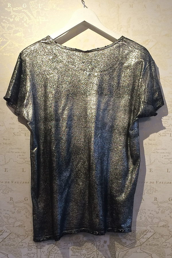 Rebecca Bree 'Nicola' Metallic Distressed Tee Rebecca Bree 'Nicola' Metallic Distressed Tee