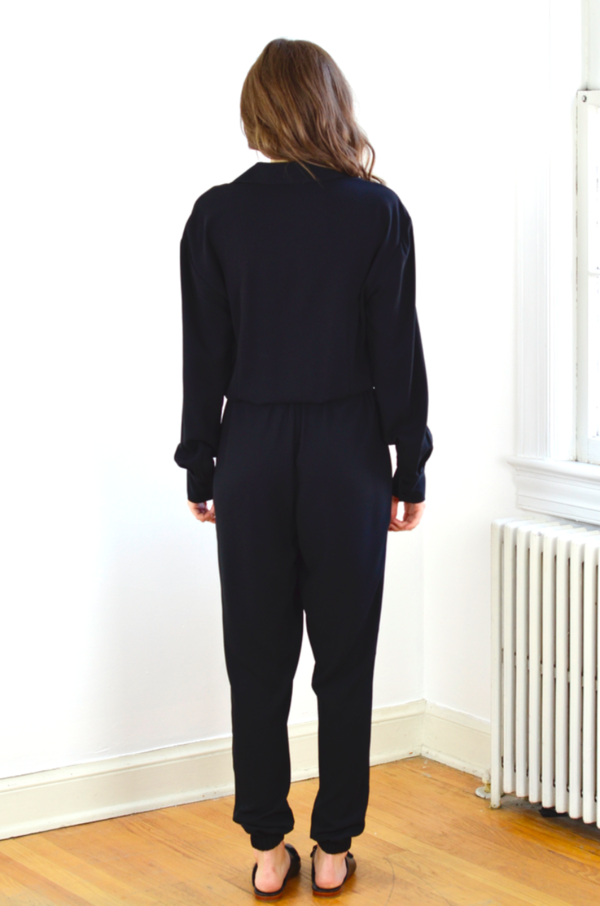 FRAME Denim Crepe Jumpsuit in Noir FRAME Denim Crepe Jumpsuit in Noir