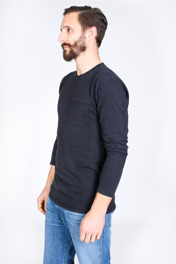 Men's Jungmaven Baja Long Sleeve Pocket T-Shirt in Urban Black Men's Jungmaven Baja Long Sleeve Pocket T-Shirt in Urban Black