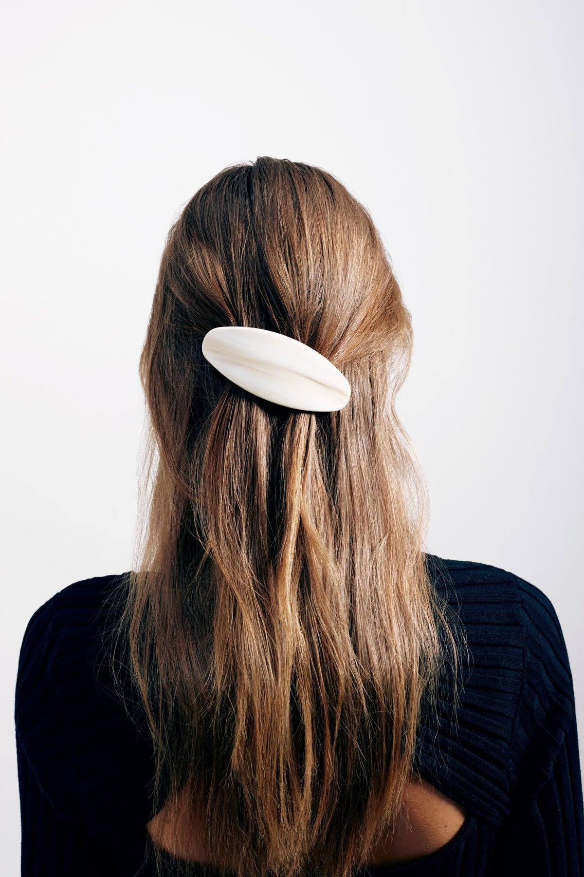 Machete Jumbo Oval Hair Clip - Blonde Tortoise | Garmentory