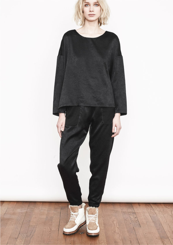 Berenik PANTS - ELASTIC BLACK PLAIN Berenik PANTS - ELASTIC BLACK PLAIN